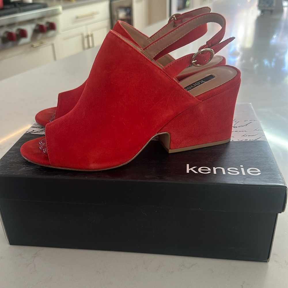 Kensie Suede Wedge “Edgar” Sandals